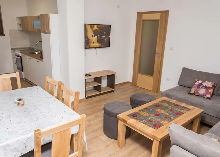 San 公寓式酒店 亚霍里纳